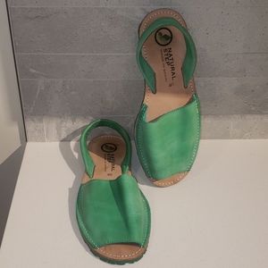 Natural Step Sandal